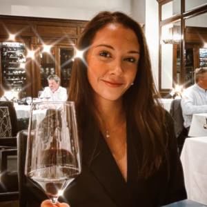 Meet your Posher, Jessica